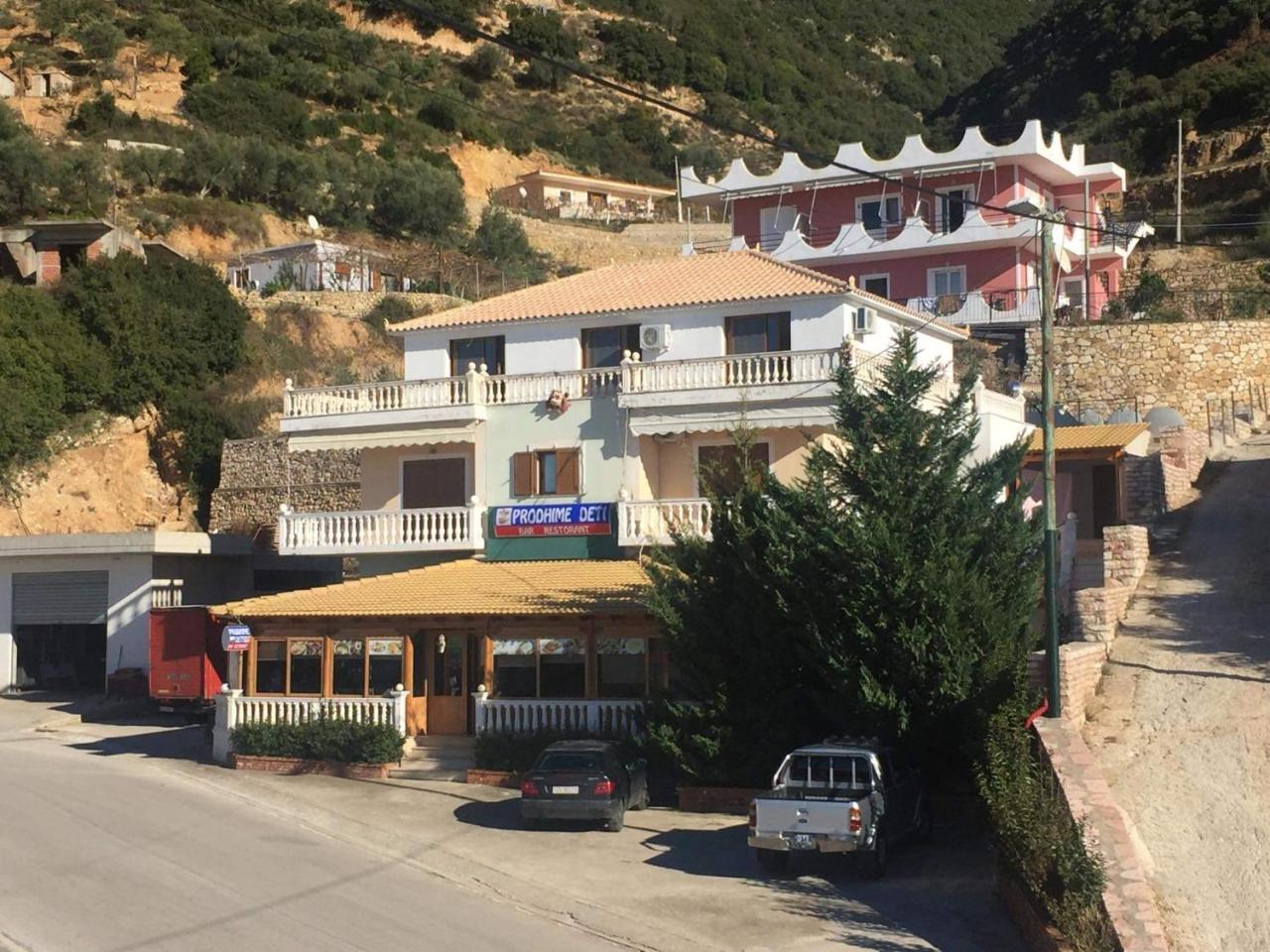 Hotel Lagjini Lukovë Eksteriør billede