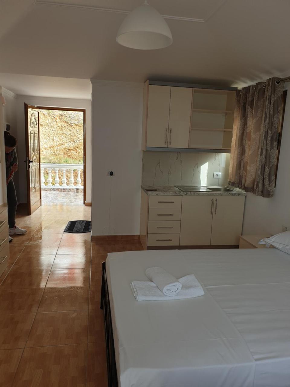 Hotel Lagjini Lukovë Eksteriør billede